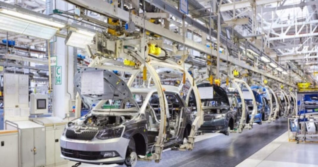 El Inegi reportó que el PIB mexicano creció 0.7% entre abril y junio, impulsado por industria y servicios. Foto: Redes sociales