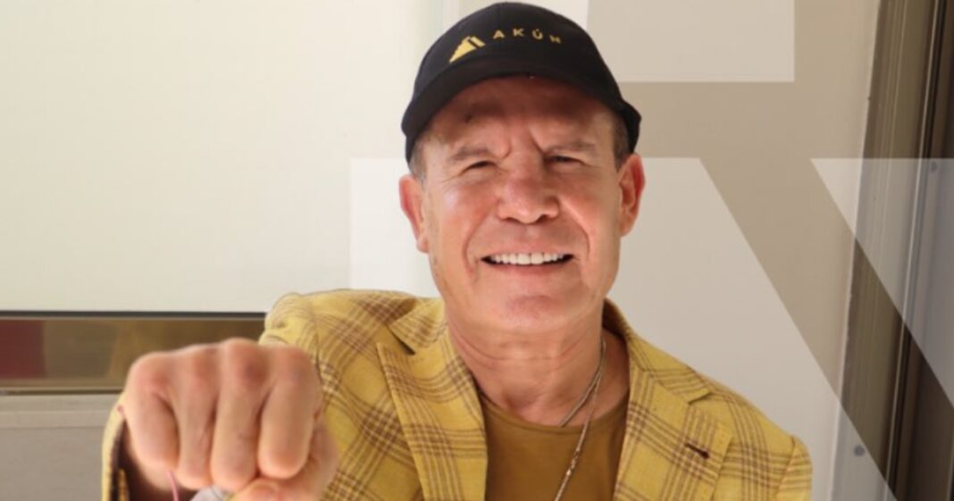 Julio César Chávez, leyenda del boxeo mexicano. Foto: Redes sociales