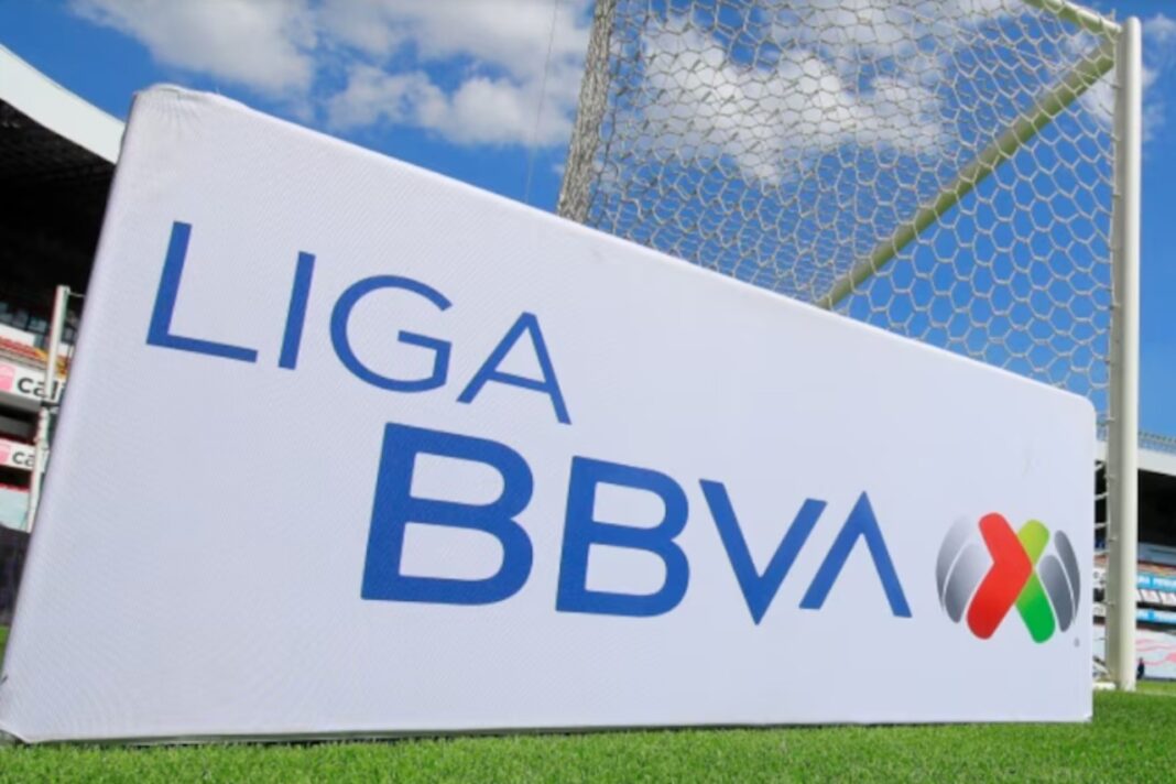 La Liga MX fue valuada en 13 billones de dólares por un fondo extranjero, gracias a su crecimiento y expansión internacional. Foto: X @LigaBBVAMX