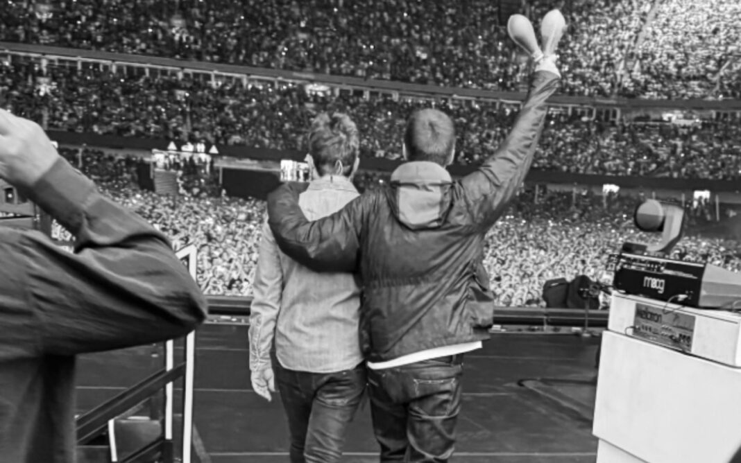 Oasis inicia en Cardiff su esperada gira de regreso