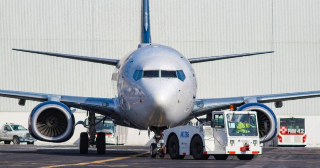 El AIFA y la reorganización del espacio aéreo han reducido demoras y mejorado la eficiencia, según la SICT. Foto: AICM / Facebook
