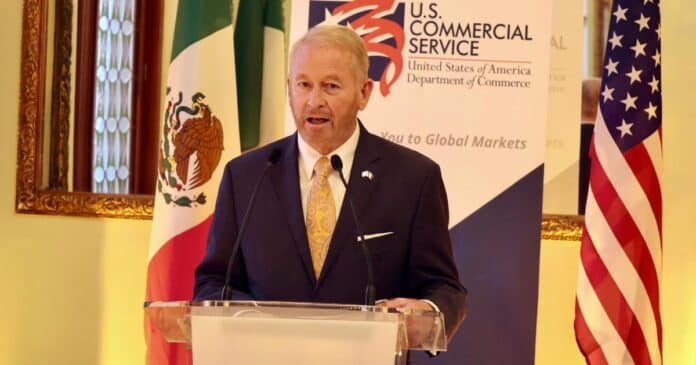 El embajador Ronald Johnson aseguró que la cooperación con México ha frenado delitos transfronterizos. Foto: @USAmbMex en X