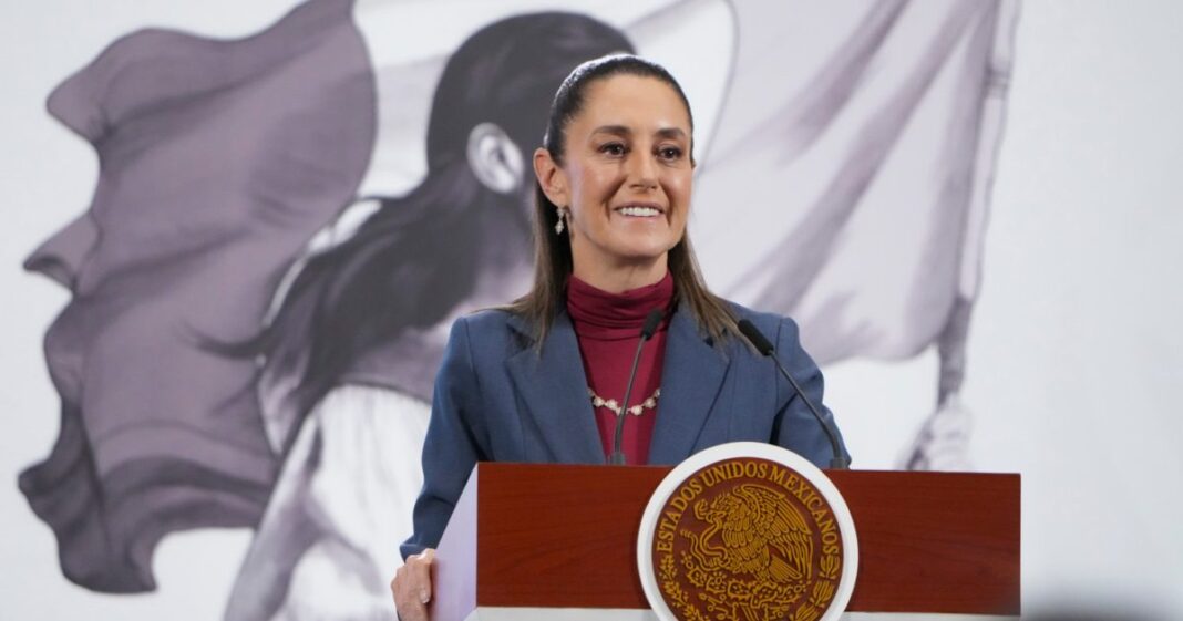 Claudia Sheinbaum reiteró que en la 4T el poder debe ejercerse con humildad y rendición de cuentas. Foto: Gobierno de México