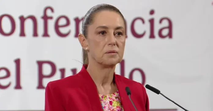 La presidenta Claudia Sheinbaum afirmó que México mantiene relaciones activas con España, aunque sigue esperando una disculpa por los abusos de la conquista. Foto: Tomada de YouTube