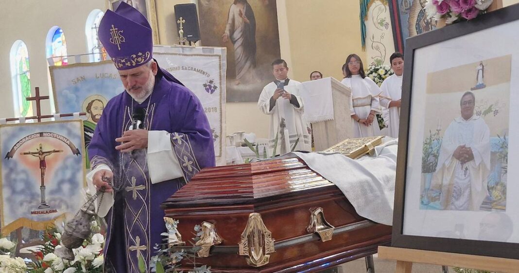 Autoridades de Guerrero informaron la detención de un presunto implicado en el asesinato del sacerdote Bertoldo Pantaleón Estrada, ocurrido el 4 de octubre. Foto: EFE