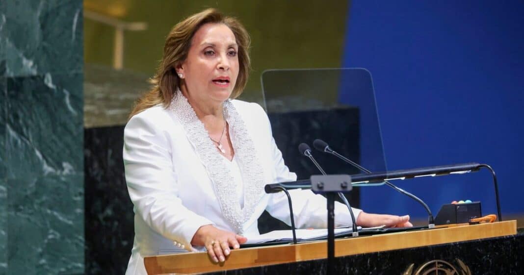 El Congreso de Perú aprobó la destitución de la presidenta Dina Boluarte por “incapacidad moral permanente”, a seis meses de las elecciones generales de 2026. Foto: EFE, archivo