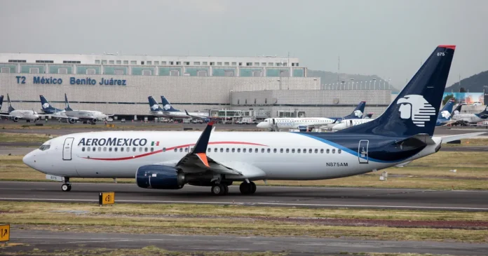Aeroméxico reanudará este jueves su cotización en las bolsas de México y Nueva York con una oferta global de 178,8 millones de dólares. Foto: EFE