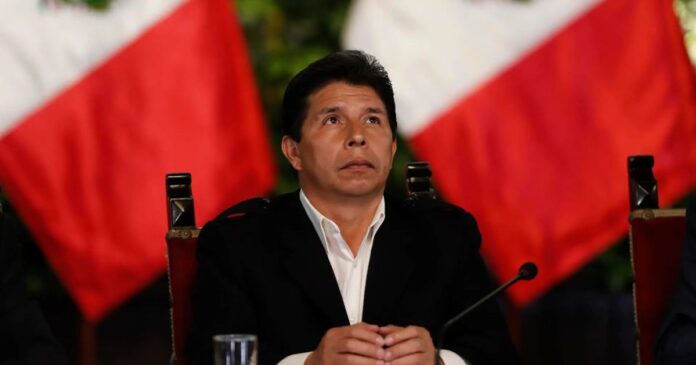 Pedro Castillo, expresidente de Perú, fue condenado a más de 11 años de prisión por conspiración para rebelión tras su intento de golpe de Estado. Foto: EFE, archivo