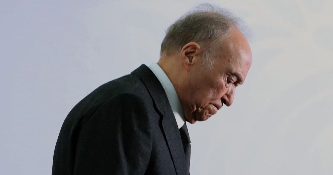 Alejandro Gertz Manero presentó su renuncia como fiscal general de México y será propuesto como embajador por la presidenta Claudia Sheinbaum. Foto: EFE