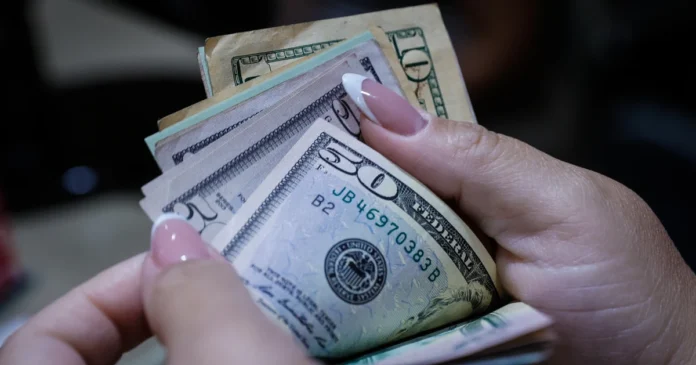 El FMI renovó la Línea de Crédito Flexible para México por 24 mil millones de dólares, destacando la estabilidad macroeconómica del país. Foto: EFE