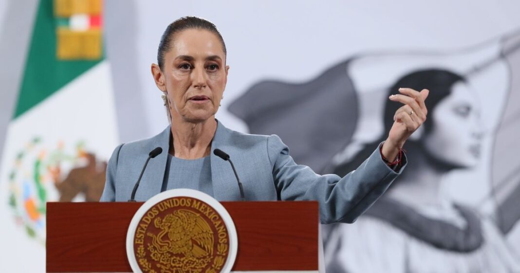 Claudia Sheinbaum, presidenta de México, expresó su desacuerdo con la propuesta de la SCJN para permitir la anulación de sentencias concluidas. Foto: EFE