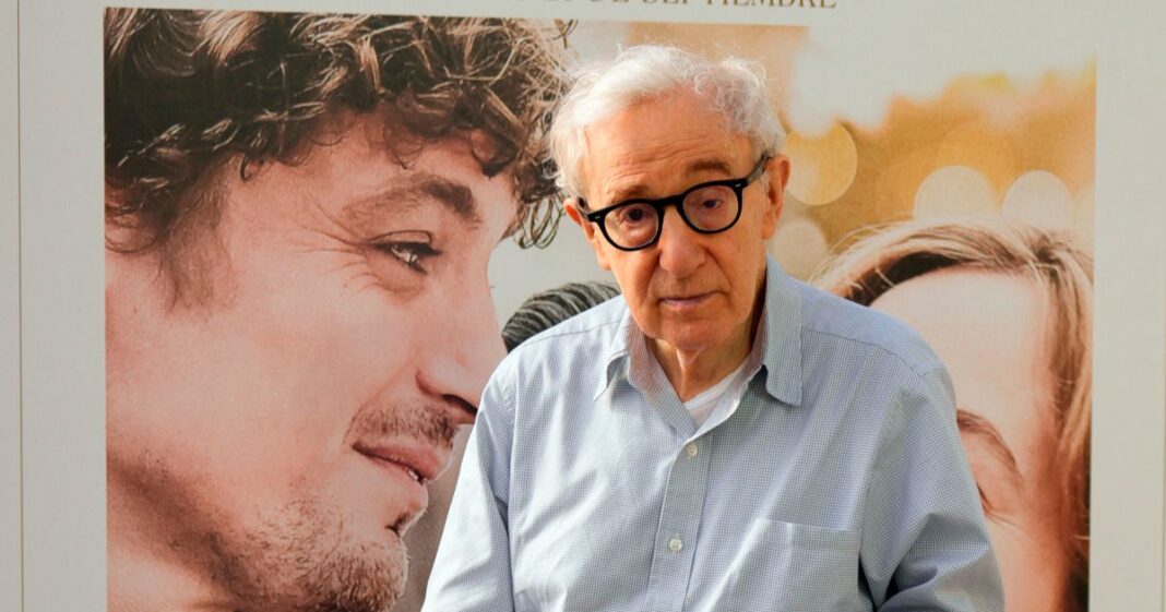 Woody Allen en una de sus últimas apariciones públicas, a pocos meses de cumplir 90 años, símbolo del cine y figura controvertida. Foto: EFE
