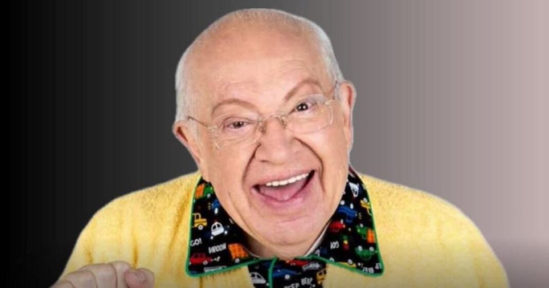 México despide a Eduardo Manzano, ícono de Los Polivoces y entrañable Don Arnoldo en Una Familia de Diez. Su legado marcará generaciones. Foto: Tomada de X