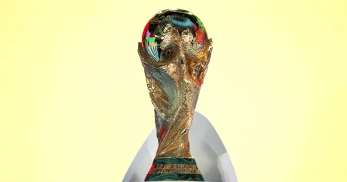 Trofeo de la Copa del Mundo durante el sorteo de la repesca para el Mundial 2026 en Zurich. Foto: EFE/EPA/Claudio Thoma/Archivo