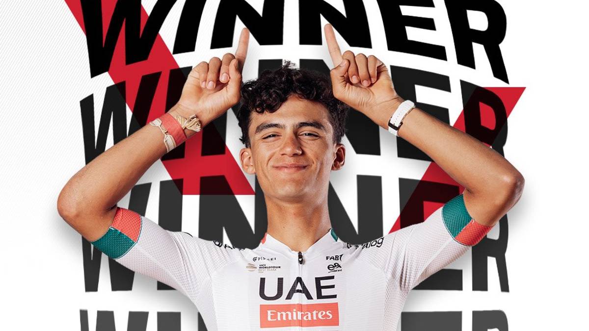 Isaac del Toro se impuso en el sprint final de la primera etapa del UAE Tour 2026. Foto: @TeamEmiratesUAE en X Isaac del Toro se impuso en el sprint final de la primera etapa del UAE Tour 2026. Foto: @TeamEmiratesUAE en X