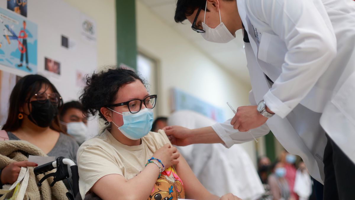 Expertos alertan por aumento de sarampión en México durante el Mundial 2026. Foto: EFE/Felipe Gutiérrez