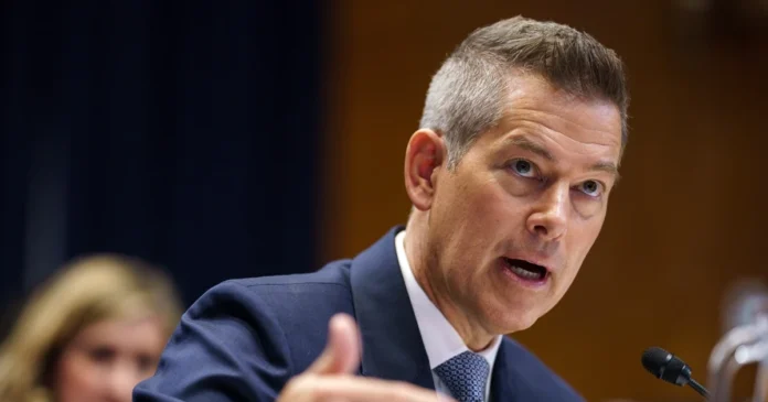 El secretario de Transporte de Estados Unidos, Sean Duffy. Foto: EFE/EPA/Will Oliver/Archivo