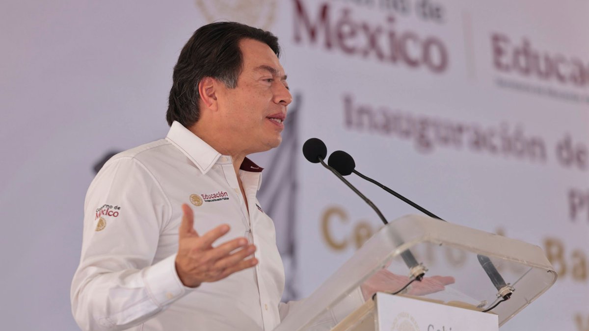 Mario Delgado informó que Marx Arriaga rechazó un cargo en el exterior tras su salida de la SEP. Foto: Gobierno de México