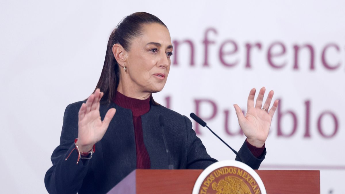 La presidenta de México, Claudia Sheinbaum, habló sobre el caso de los mineros asesinados en Sinaloa durante su Mañanera del Pueblo. Foto: EFE/Sáshenka Gutiérrez