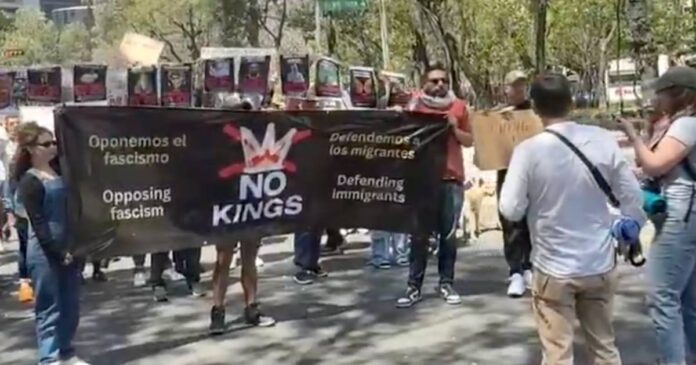 Manifestantes marchan en Paseo de la Reforma durante protesta contra políticas migratorias de EE.UU. Foto: Tomada de X