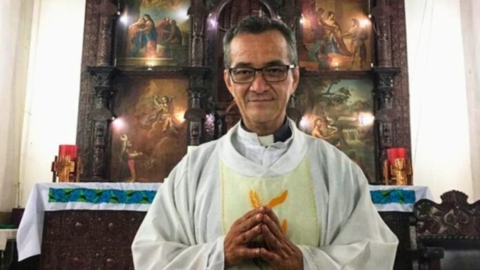 Autoridades investigan la muerte del sacerdote Juan Manuel Zavala Madrigal en Chiapas. Foto: Parroquia San Juan Bautista - Ocozocoautla.