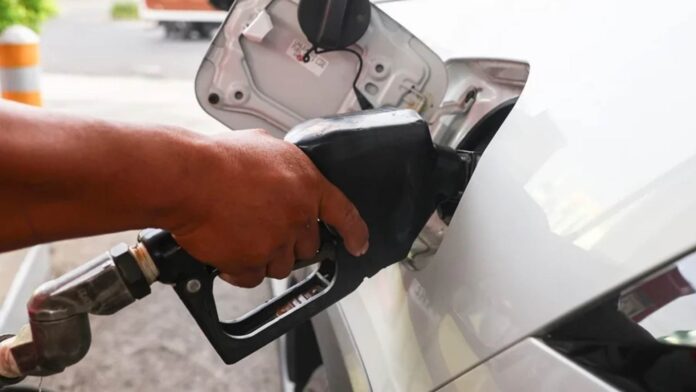 El Gobierno de México reactivó el subsidio a combustibles para contener el alza de precios. Foto: EFE/Carlos Lemos