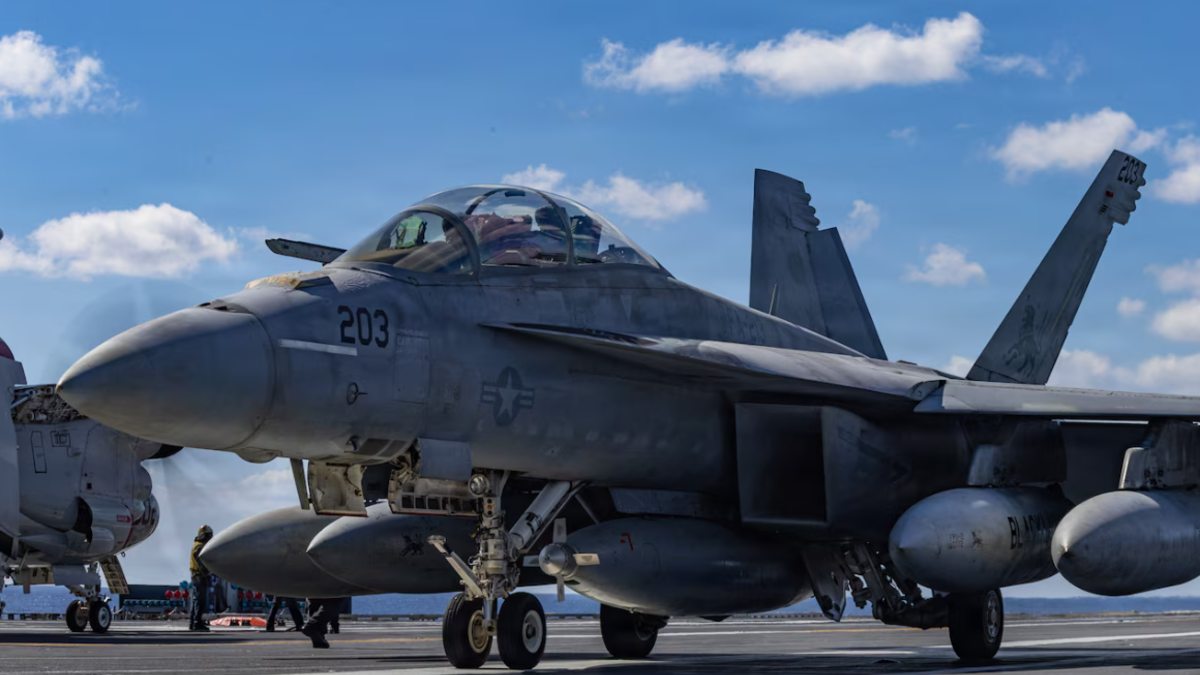 Cazas F-15 participaron en el operativo militar de EE.UU. contra Irán. Foto: Navy