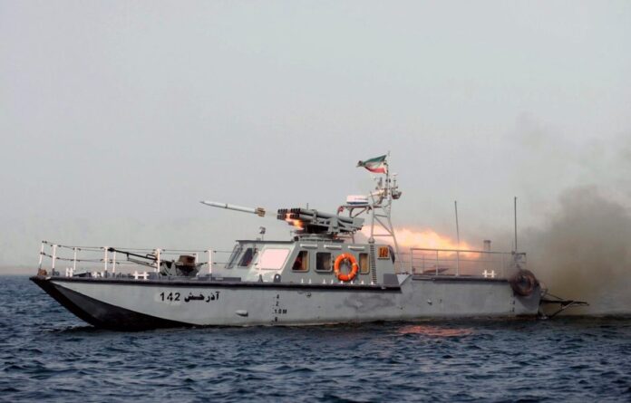 Aumenta la tensión por la guerra en Irán que se suma ahora a ataques a barcos en el estrecho de Ormuz. Foto: EFE/Ali Mohammadi