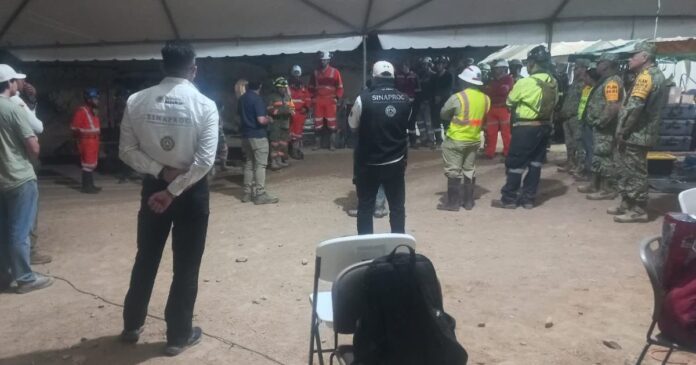 Equipos de rescate trabajan en la mina Santa Fe en Sinaloa para localizar a cuatro mineros atrapados. Foto: Tomada de X