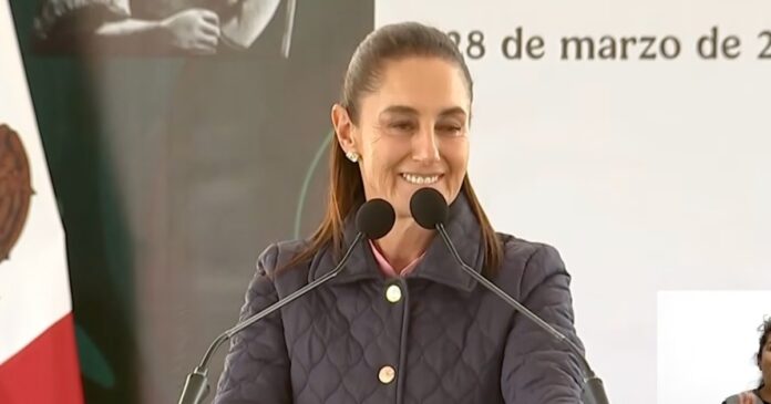 Claudia Sheinbaum durante gira en Zacatecas, donde defendió el nombre del Golfo de México. Foto: Tomada de X