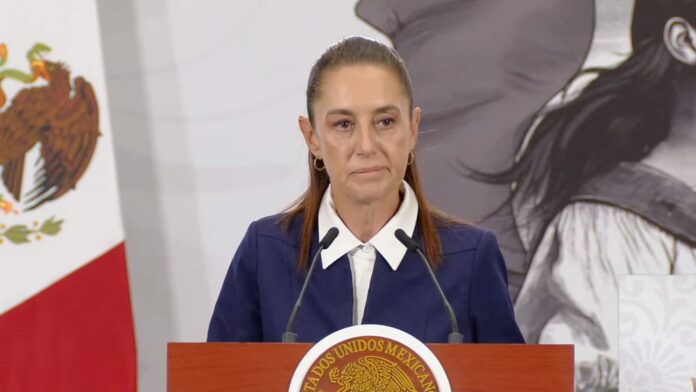 La presidenta Claudia Sheinbaum aseguró que el derrame fue causado por un barco y no por Pemex. Foto: Gobierno de México YouTube