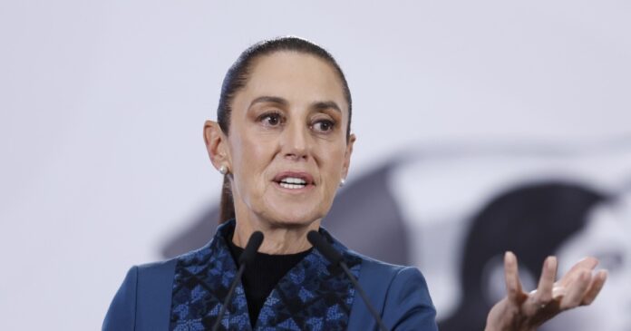 La presidenta de México, Claudia Sheinbaum, durante su “Mañanera del Pueblo” este viernes 27 de marzo de 2026. Foto: EFE/Sáshenka Gutiérrez