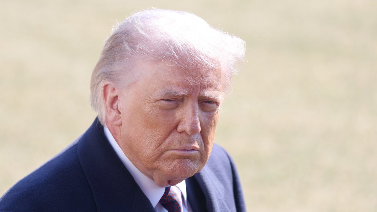 El presidente estadounidense Donald Trump también reveló que evalúa tomar el control del estrecho de Ormuz. Foto: EFE/Octavio Guzmán