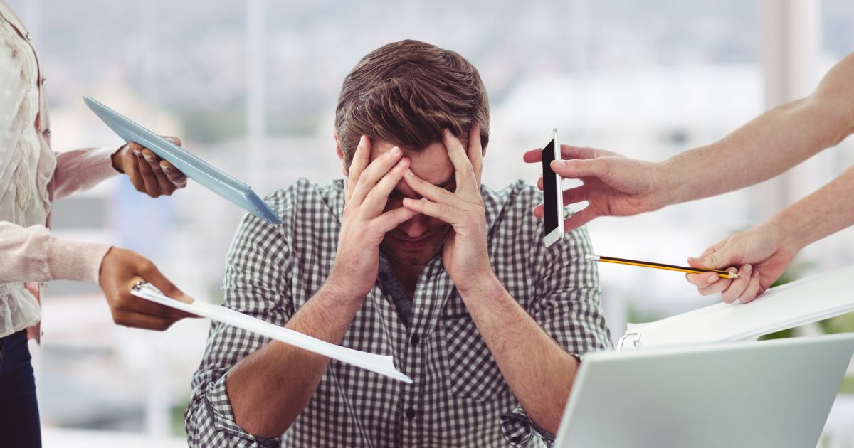 El estrés crónico puede afectar tanto la salud física como mental si no se controla a tiempo. Foto: Freepik IA