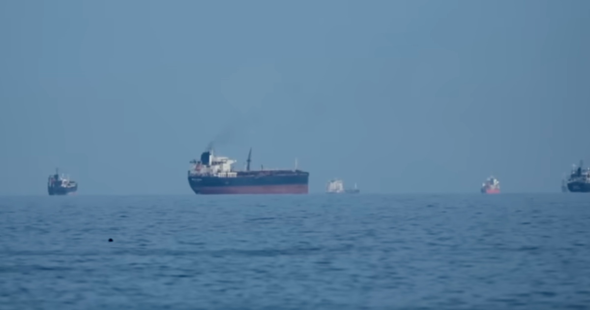 El estrecho de Ormuz, punto clave del comercio petrolero, se convierte en foco de tensión entre Irán y EE.UU. Foto: ABC News YouTube