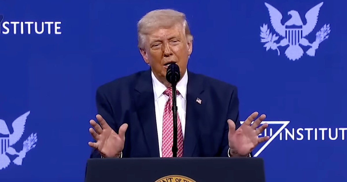El presidente de Estados Unidos, Donald Trump, durante una conferencia de prensa el pasado 27 de marzo de 2026. Foto: White House YouTube