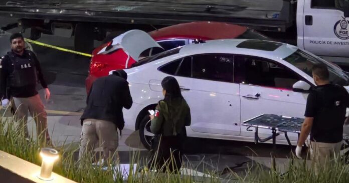 Zona acordonada tras ataque armado en Plaza Cuatro Ríos en Culiacán. Foto: Tomada de X