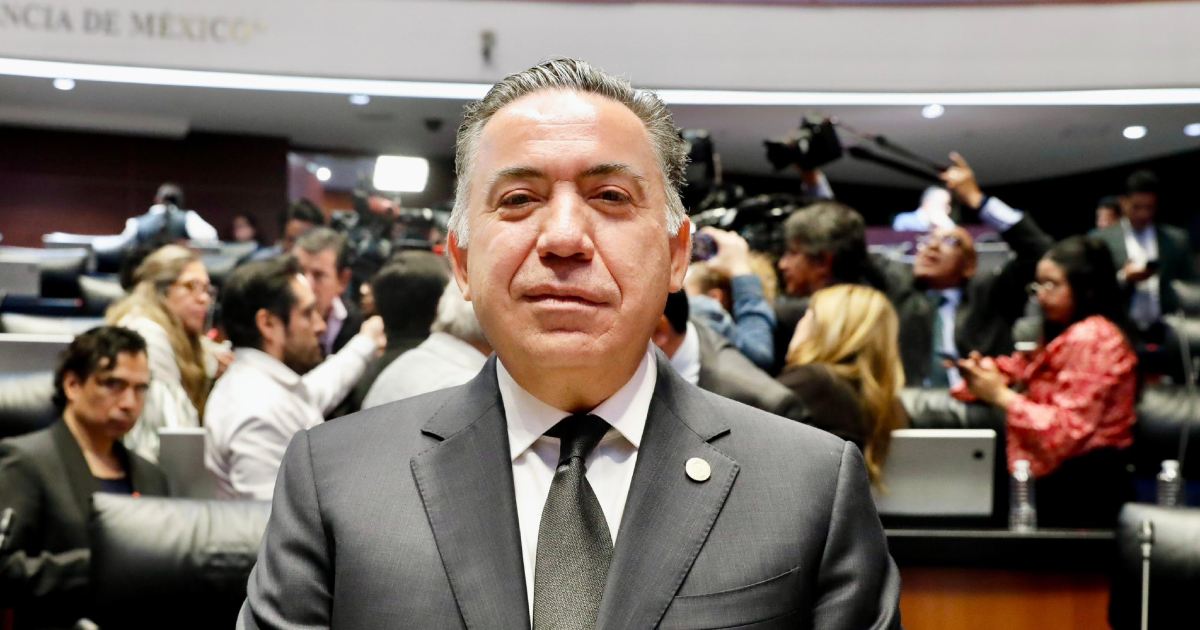El senador de Morena por Sinaloa, Enrique Inzunza, rechazó señalamientos relacionados con presuntos vínculos con el narcotráfico. Foto: @InzunzaCazarez en X