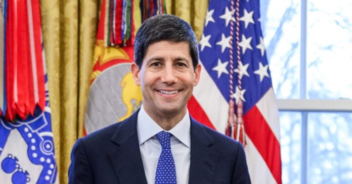 Kevin Warsh fue confirmado como nuevo presidente de la Reserva Federal tras votación en el Senado. Foto: White House en X