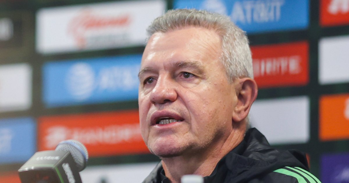 Javier Aguirre dirige la Selección Mexicana rumbo al Mundial y advirtió exclusiones por ausencias. Foto: Facebook Selección Nacional de México