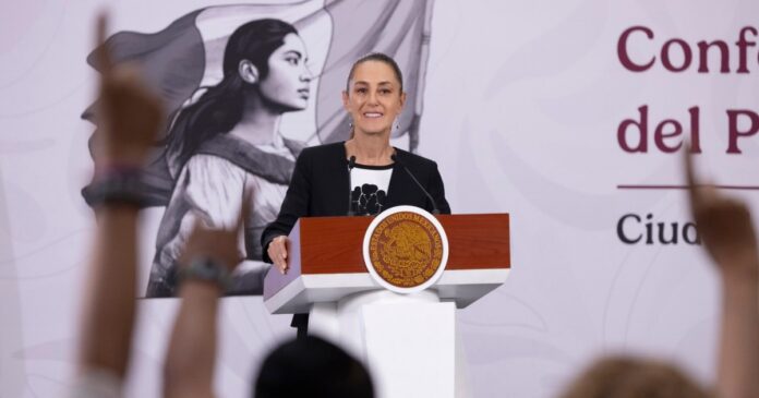 Claudia Sheinbaum durante su conferencia donde pidió no afectar las clases ante el posible ajuste del calendario escolar. Foto: Gobierno de México