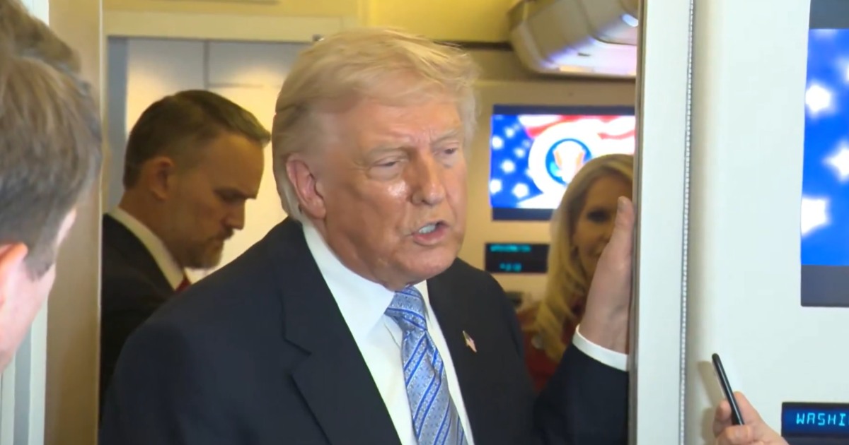 Donald Trump endureció su discurso contra Irán en medio de tensiones por el alto el fuego. Foto: White House/Archivo