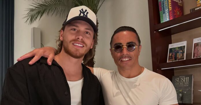 Aldo de Nigris denunció que pagó más de 40 mil pesos en el restaurante de Salt Bae tras una inesperada recomendación del chef turco Salt Bae. Foto: Instagram Aldo de Nigris