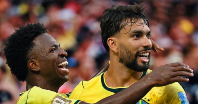 La Canarinha derrotó 3-0 a Escocia con doblete de Vinícius Júnior y gol de Matheus Cunha para quedarse con el liderato del Grupo C. Foto: @CBF_Futebol
