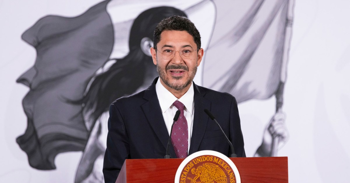 El director del ISSSTE, Martí Batres, durante la “Mañanera del Pueblo” hoy lunes 8 de junio de 2026. Foto: Gobierno de México