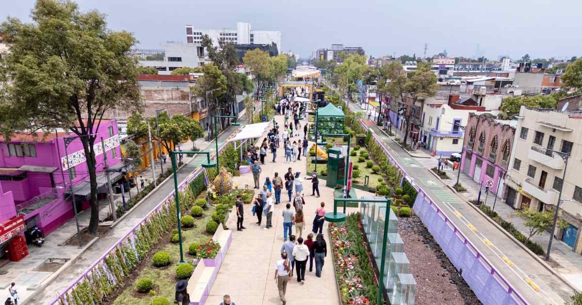La Ciudad de México inauguró el Jardín Flotante Tlallipan, un parque elevado de 1.8 kilómetros construido sobre Calzada de Tlalpan. Foto: Gobierno CDMX
