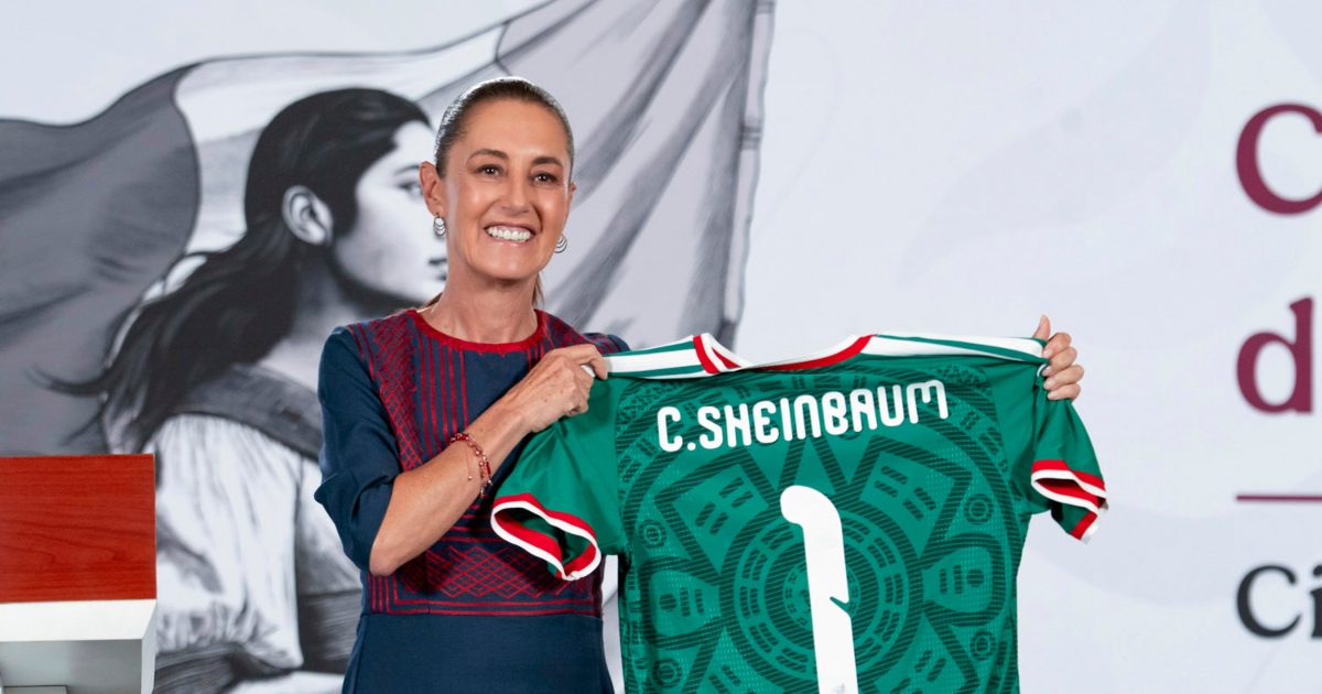 La presidenta Claudia Sheinbaum aseguró que el Gobierno garantizará una inauguración tranquila del Mundial 2026 pese a las movilizaciones de la CNTE. Foto: Gobierno de México