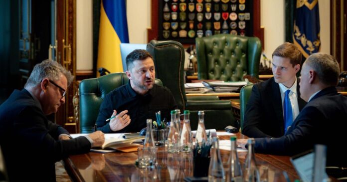 Volodímir Zelenski propuso un encuentro cara a cara con Vladimir Putin para buscar una salida negociada al conflicto entre Rusia y Ucrania. Foto: @ZelenskyyUa en X