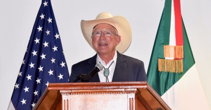 Ken Salazar aseguró que la captura y traslado de Ismael 