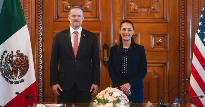 Claudia Sheinbaum y Jamieson Greer sostuvieron una reunión en Palacio Nacional para avanzar en la revisión del T-MEC. Foto: @Claudiashein en X